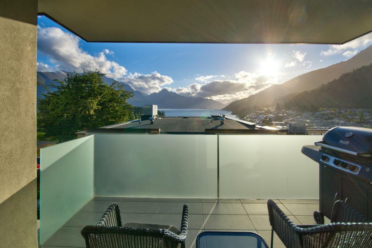 Highview Central Queenstown Exteriör bild